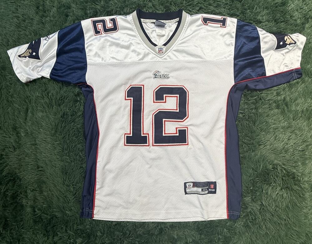 Reebok NFL New England Patriots Tom Brady #12 Embroidered Jersey Men's Size 48
